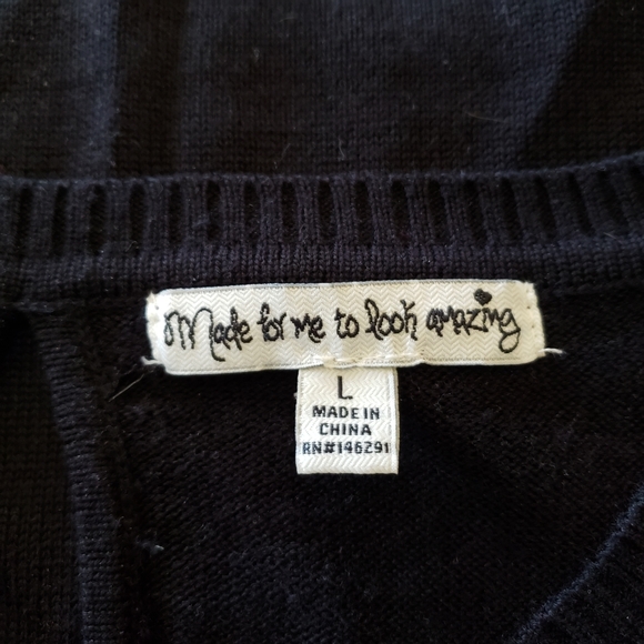 🖤Made for me 2 look amazing junior's sweater dress, size L black and white🖤 - Picture 3 of 3